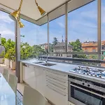 Penthouse With Terraces, Jacuzzi & Garage *