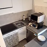 Domus Cassinis Metro And Trains At Your Doorstep Apartment *