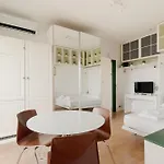 Guesthost - Dergano M3 Bright * Milano