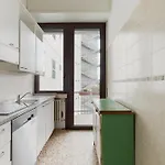 Guesthost - Farini For 6 People Milan