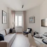Guesthost - Modern Lambrate Daire Milano