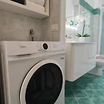 Isola Metro 20m Modern Balcony Arthome Milan