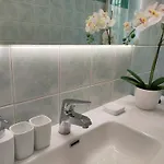 Apartment Isola Metro 20m Modern Balcony Arthome Milan