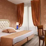 Hotel Pierre