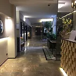 Ξενοδοχείο Lombardia 4*