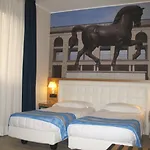 Domenichino Hotel