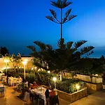 Hotel Ristorante Cavalluccio Marino 3*