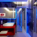 Otel Townhouse 33 Boutique 4*