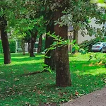 Aparthotel Ih Argonne Park 3*