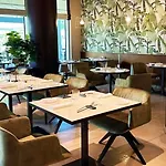 Ramada Plaza By Wyndham 4*