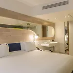 מלון Voco Milan-fiere By Ihg מילאנו