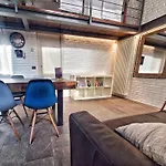 شقة Loft Centro, 10 Min From Duomo *