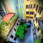 Room Inn Nocleg ze śniadaniem Mediolan