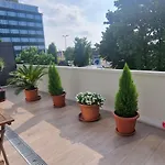 Cozy Flat In Famagosta Area Near The Unipol Forum Di Assago شقة ميلان