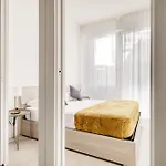 Just Urban - Modern 1-br Navigli - Metro M2 Διαμέρισμα *