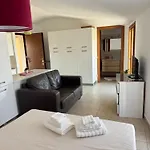 Apartment Duomo In 5 Fermate M3 - Fronte Fondazione Prada Milan