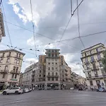 Exclusive Rooftop Vista Duomo