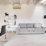 Bright Flat In The Heart Of Porta Venezia Apartamento Milão