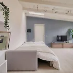 Bright Flat In The Heart Of Porta Venezia * Milão