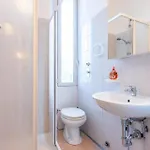 Deluxe Studio, Wi-fi, Self Check-in, Air Condition Apartment Milan
