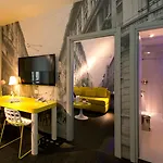 The Street Duomo | A Design Boutique 4*