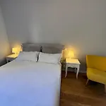 Modern Flat Near Fondazione Prada Milano