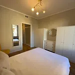 Modern Flat Near Fondazione Prada Tatil Evi Milano