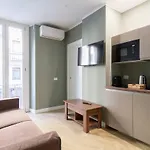 Appartement Shopping District - Station - Two *