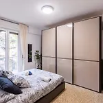 Apartment Too Easy