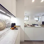Homeby, Loft Massimo Apartment
