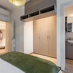 Giambellino Trilocale Accogliente Апартаменты *