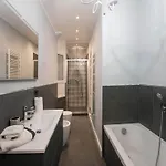 Charming Modern Near Argonne Appartement *