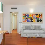 Apartmán I-host - Ripa Navigli Milán