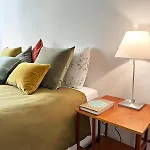 Elegant Center
