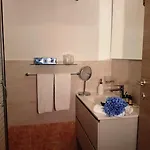 招待所 Flowers