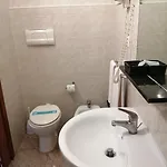 Salus * ميلان