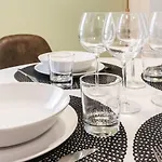 Italianway - Lazzaro Palazzi 6 * Milano