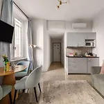 Numa Loreto Aparthotel