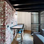 Isola Stylish Loft In * Milão