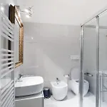 Guest house Imhome - Porta Romana 3*