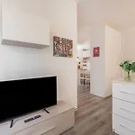 Bnbutler - Archimede 53 - Bright Apartamento Milán