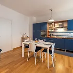 Bnbutler - Strigelli, 13 - Accogliente Bilocale Con Balcone Apartamento