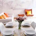 Oasis Of Design And Comfort With Terrace * Milánó