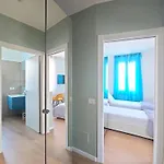 M4 Center - Design Washington - Selfcheckin - Wifi - Balcony - Milanoflats Διαμέρισμα *