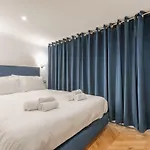 Duomo Smart 게스트하우스 4*