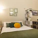 Charme Apartment Mailand