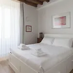 Italianway Easy - Forcella 15 Apartment *
