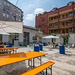 Hostel Bovisa Urban Garden *