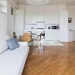 Italianway Comfort - Biancamano 2 Milan