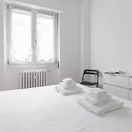Italianway - Lorenteggio 30 ميلان